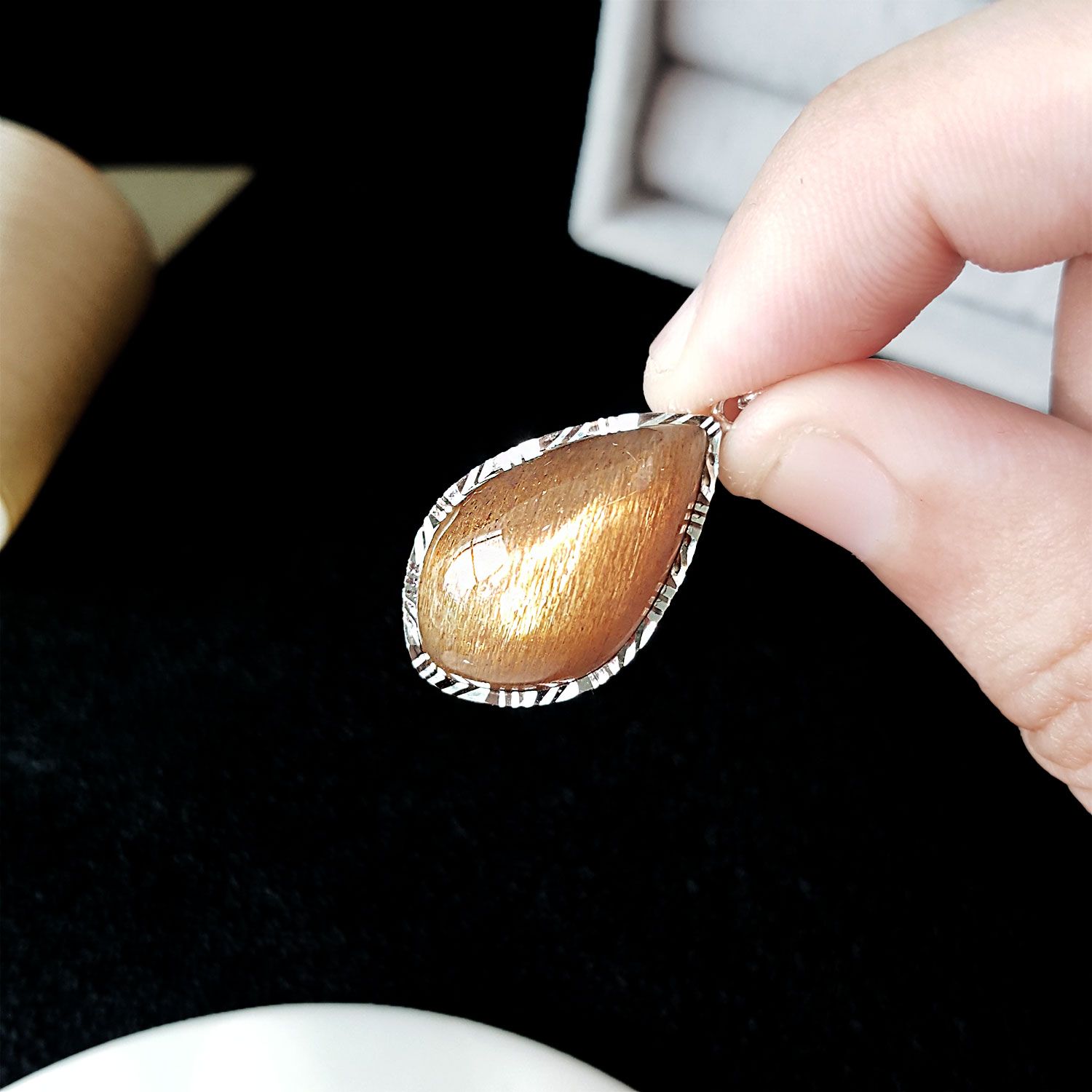 15.5mm x 32mm 太阳石精选纯银吊坠