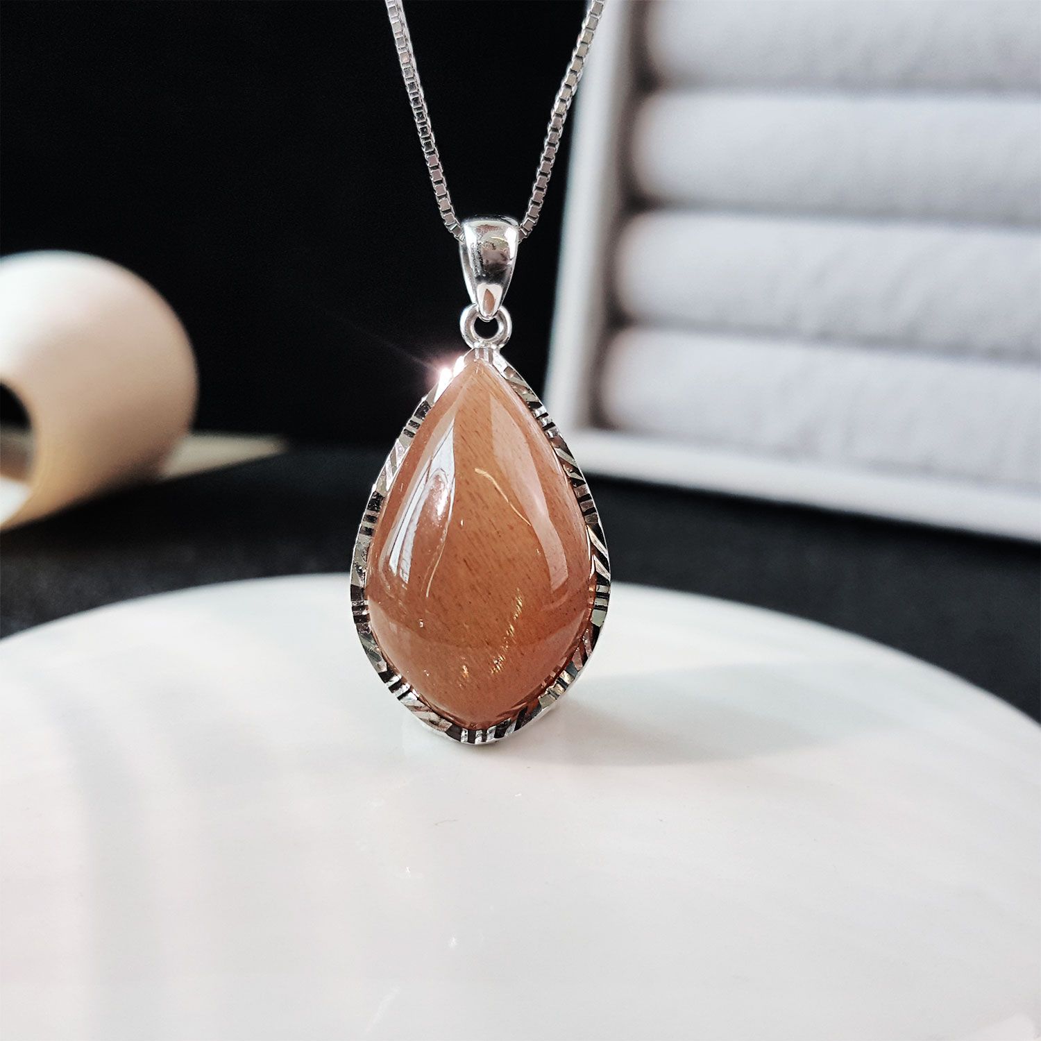 15.5mm x 32mm 太阳石精选纯银吊坠