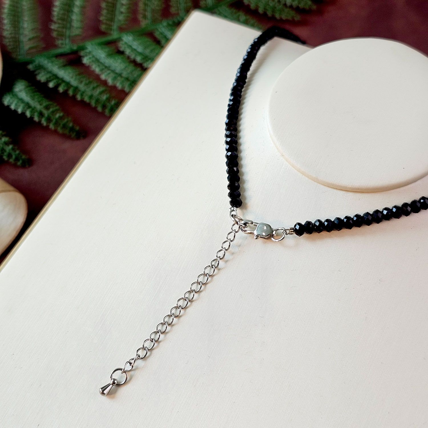 2X4mm 黑玛瑙叠珠角度带扣项链