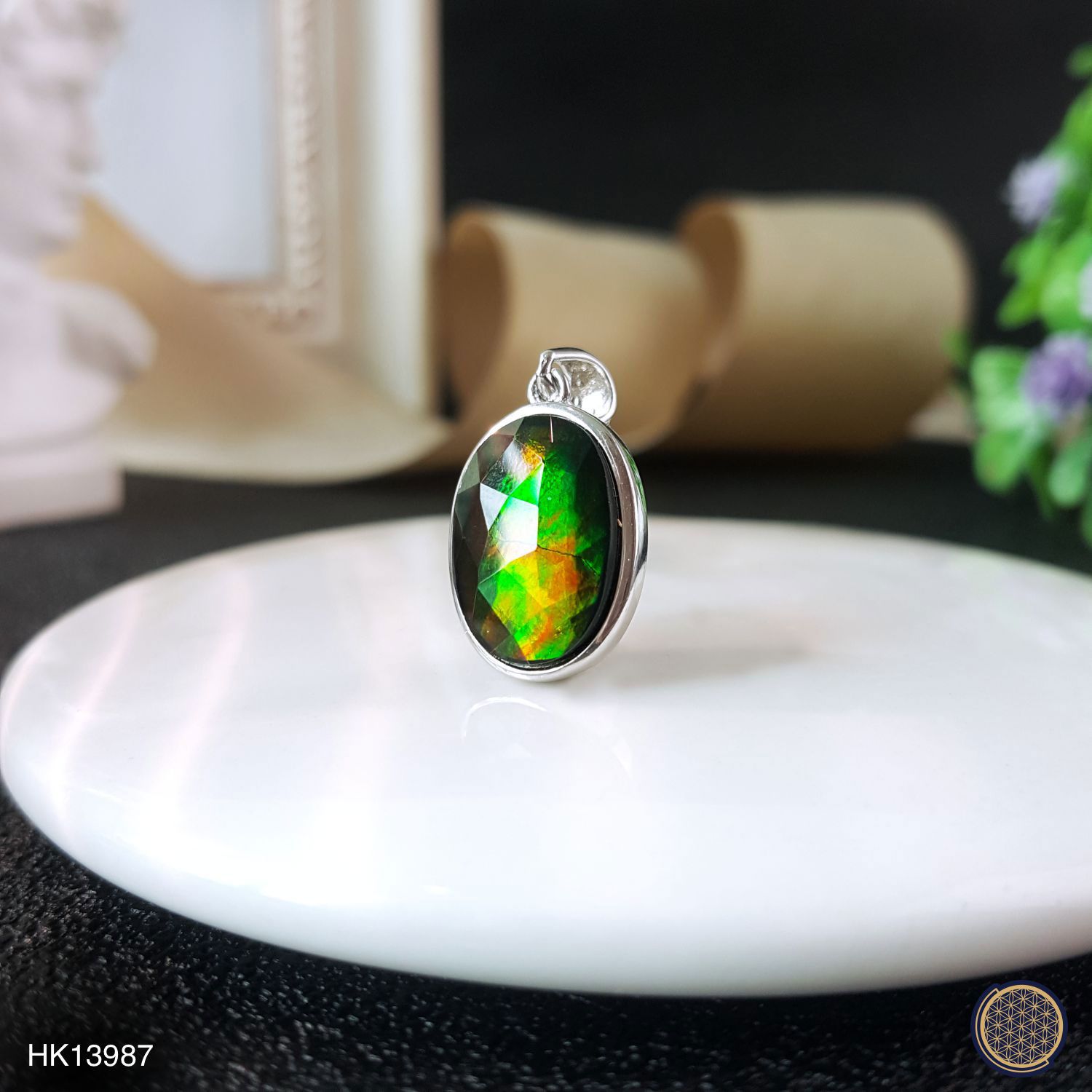 10mm x 14mm 加拿大斑彩整片式椭圆形吊坠 (925镶嵌)