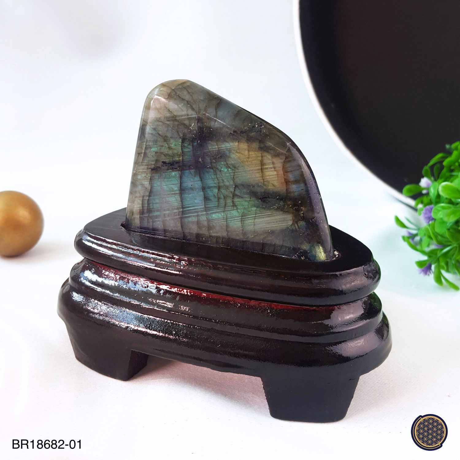 彩虹光拉长石原矿搭配木座