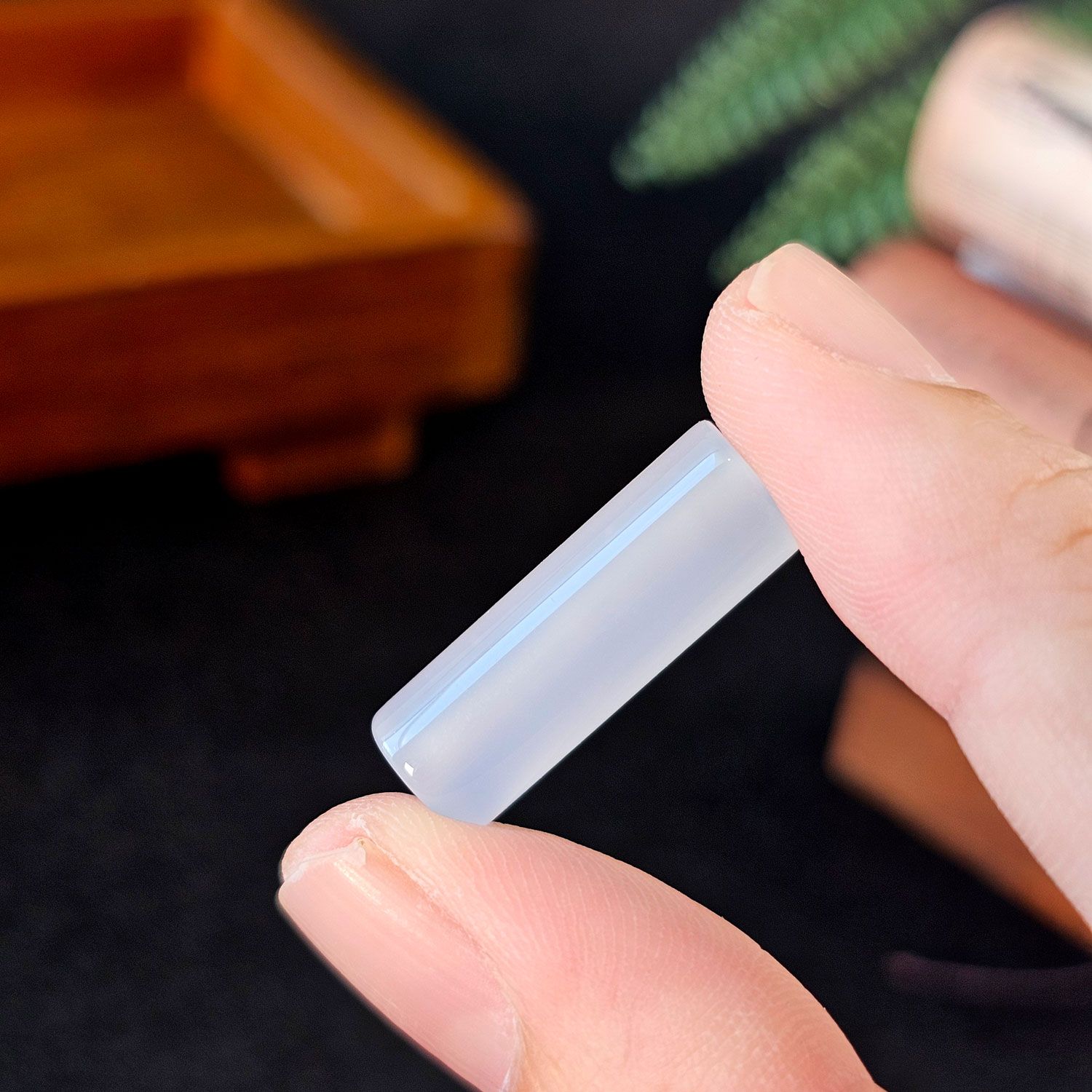 蓝玉髓圆柱形配件