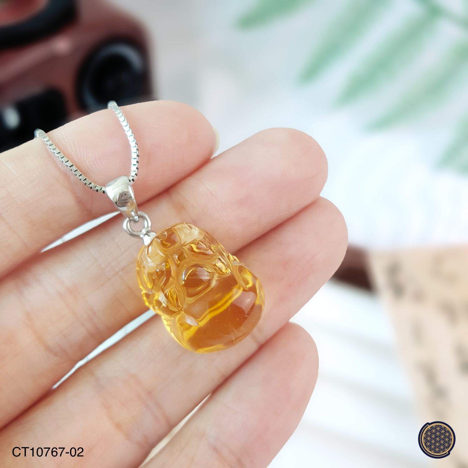 14mm x 27mm 高级黄水晶貔貅纯银吊坠