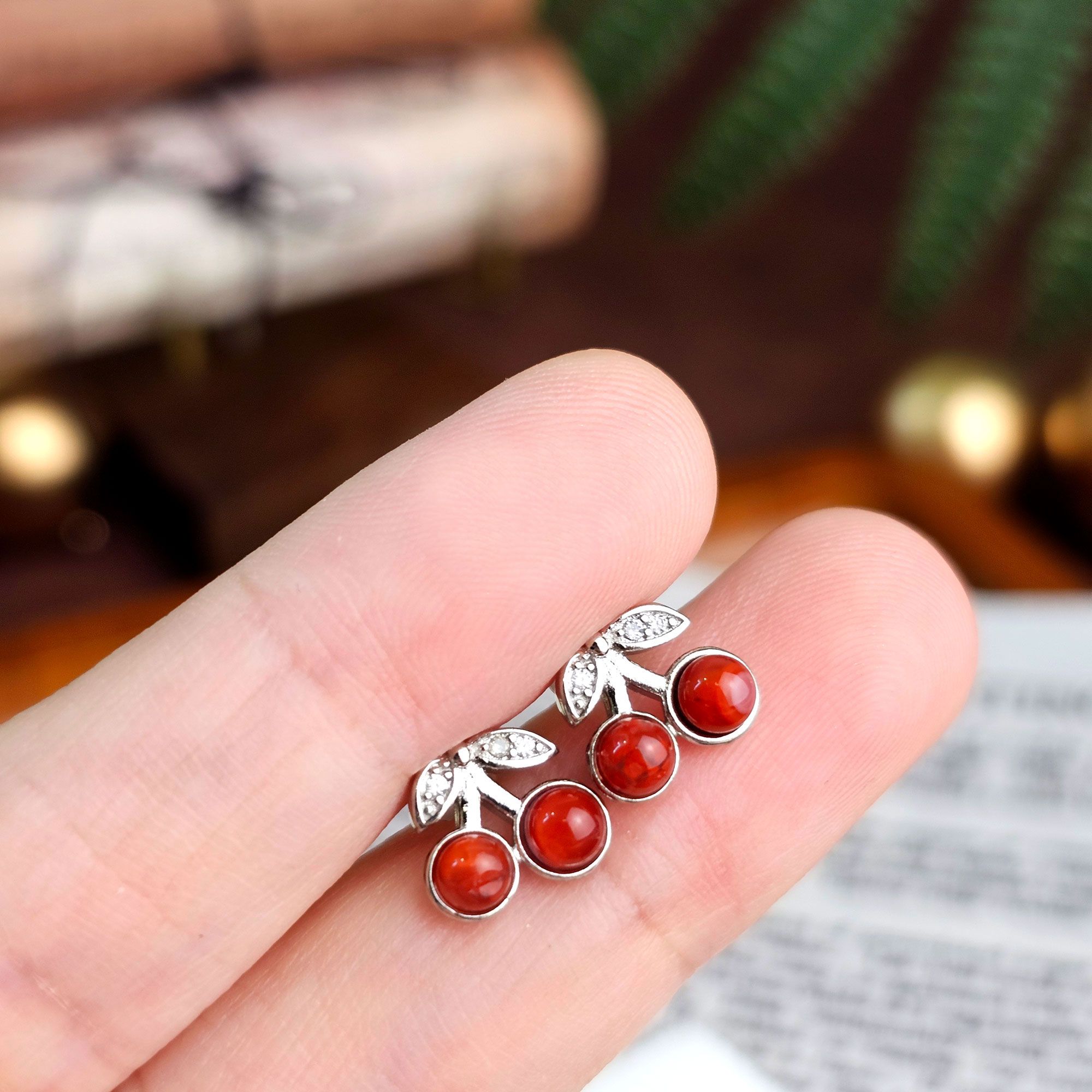 南红玛瑙樱桃耳环