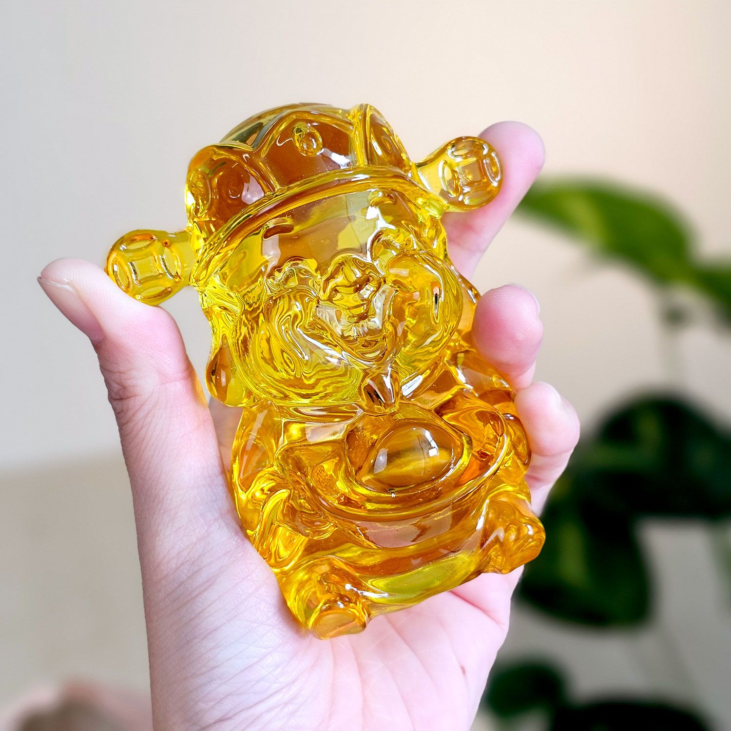 黄玻璃财神爷 - 9.5CM