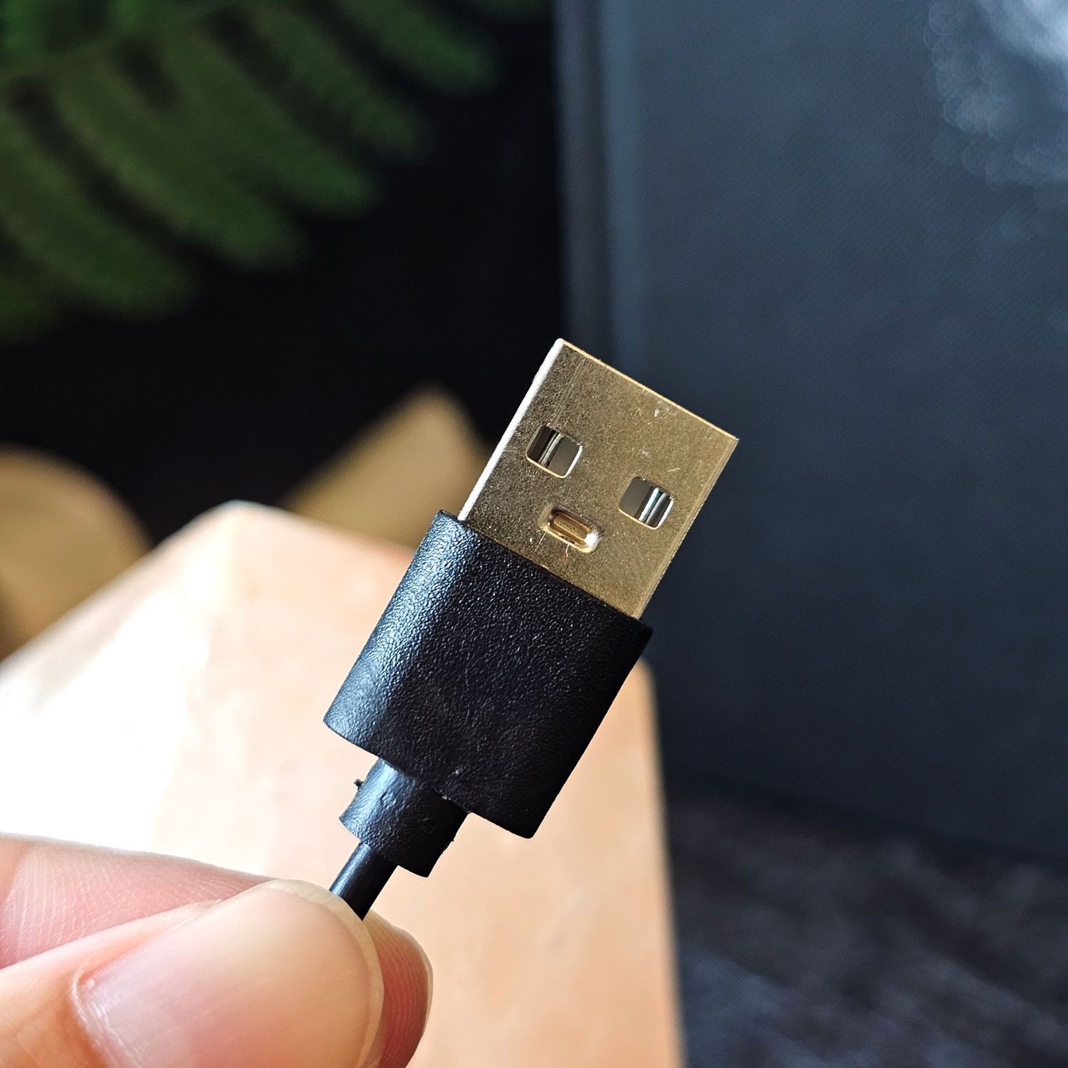 喜马拉雅山八角形柱搭配LED底座(小)