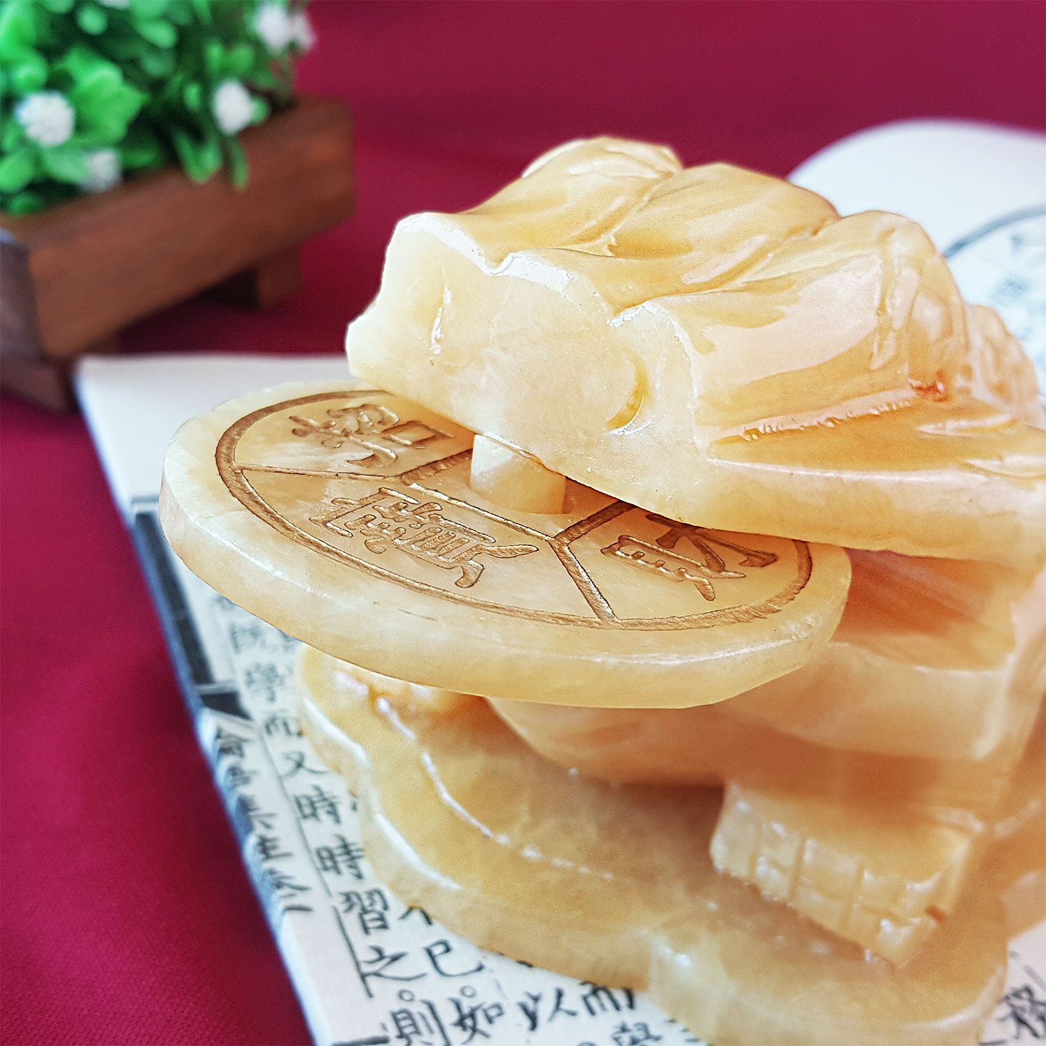 黄玉蟾蜍摆件 (15CM)