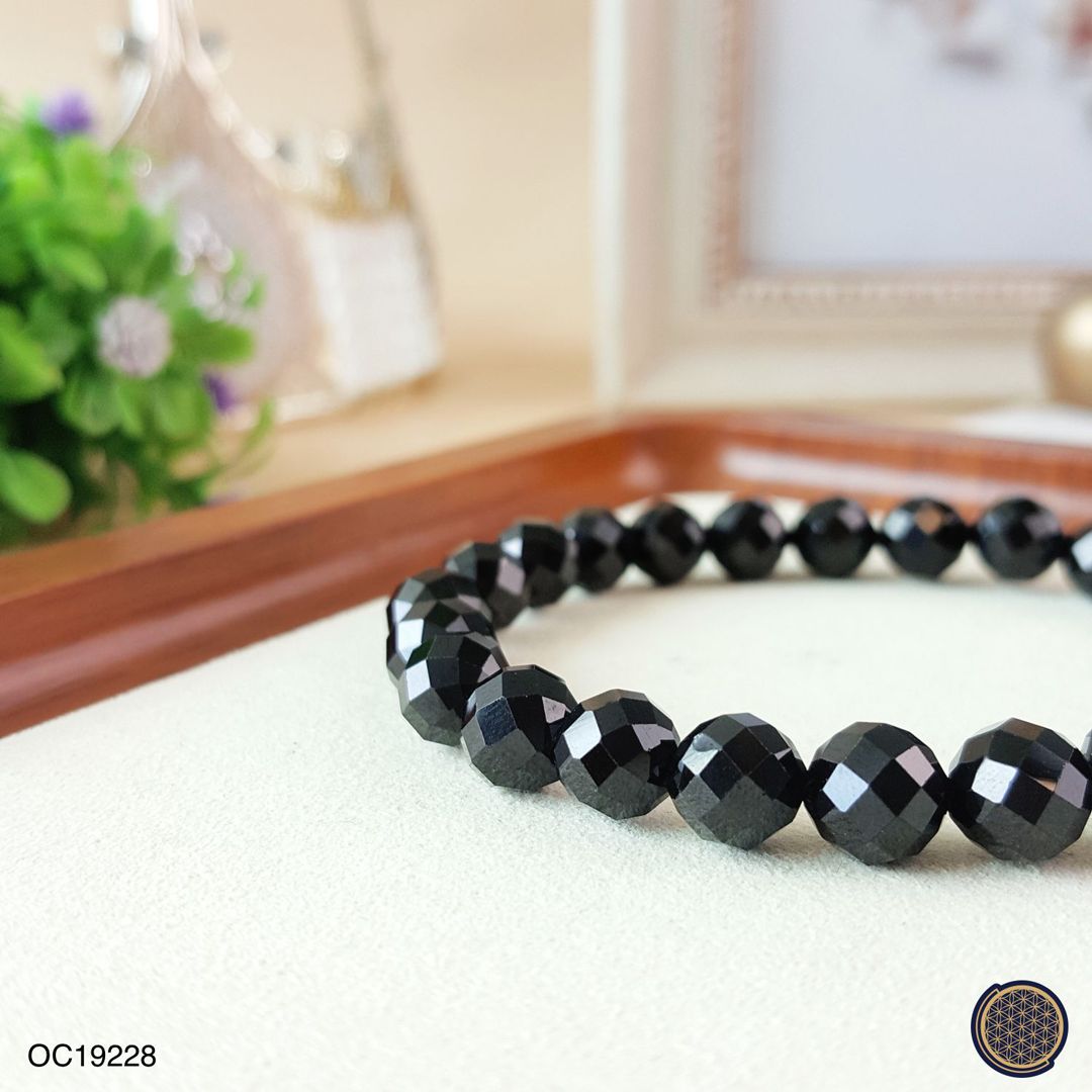 8mm 黑尖晶石手链