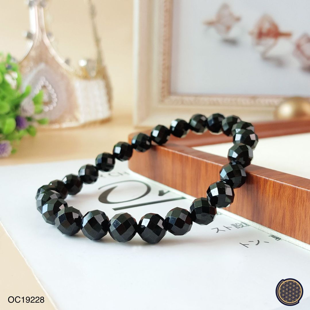 8mm 黑尖晶石手链