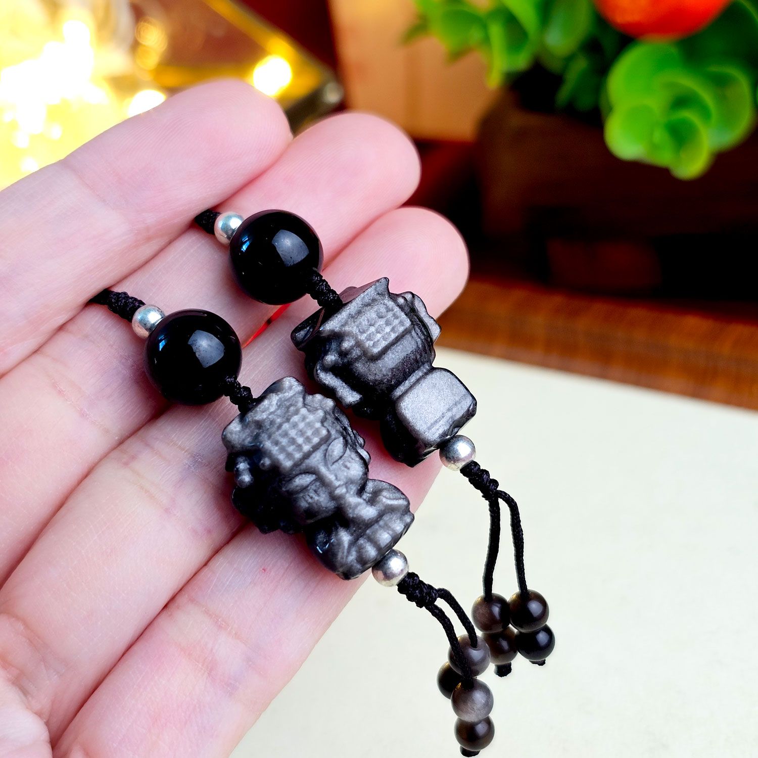 银曜石妈祖吊饰