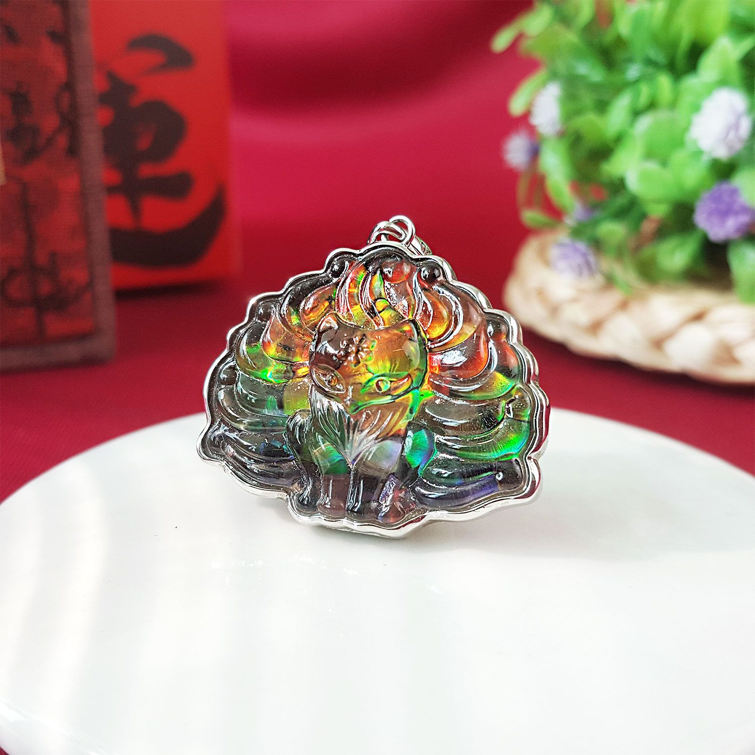 25mm x 32mm 加拿大斑彩九尾狐仙顺色拼图吊坠