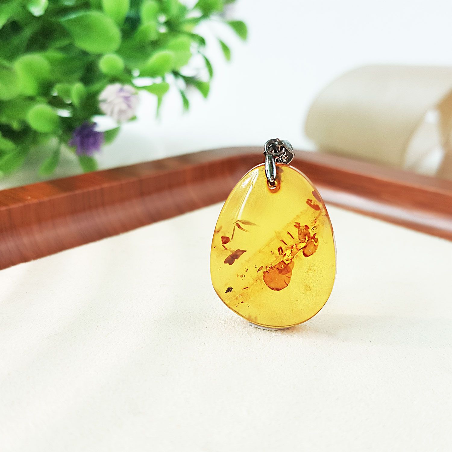花珀蜜蜡吊坠