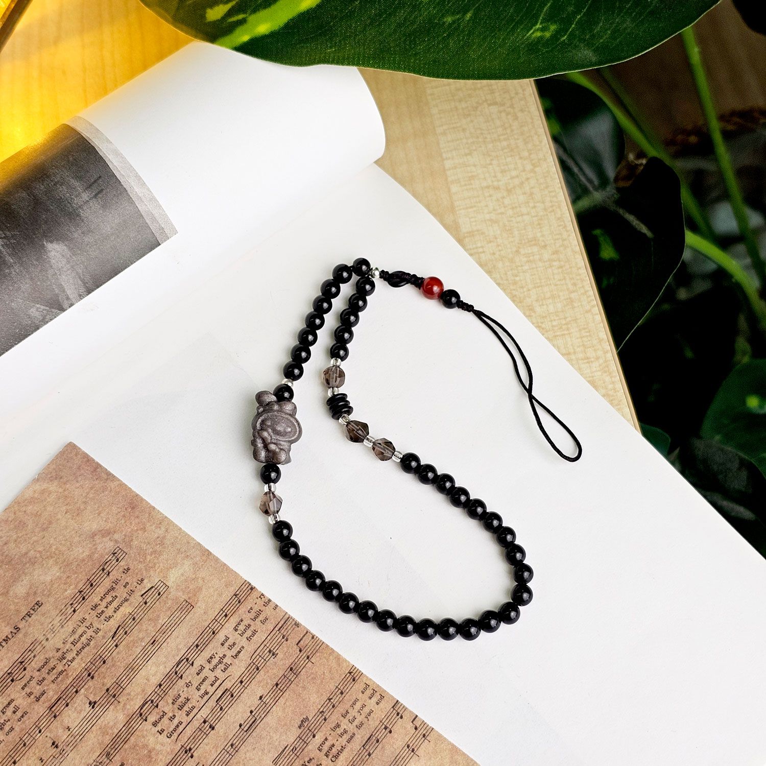 黑曜石搭配银曜石美乐蒂设计款手机挂件