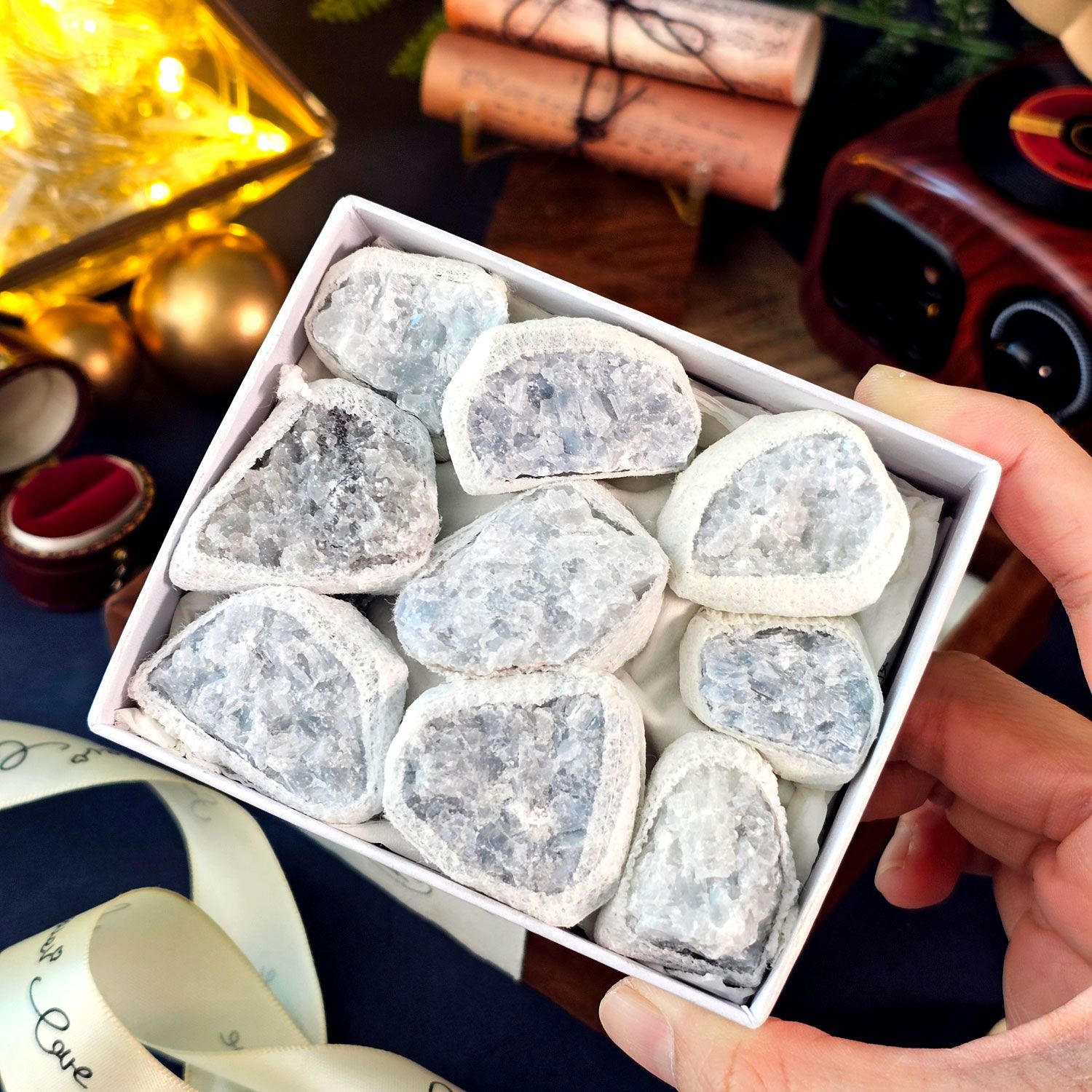 蓝方解石原矿收藏盒(小)