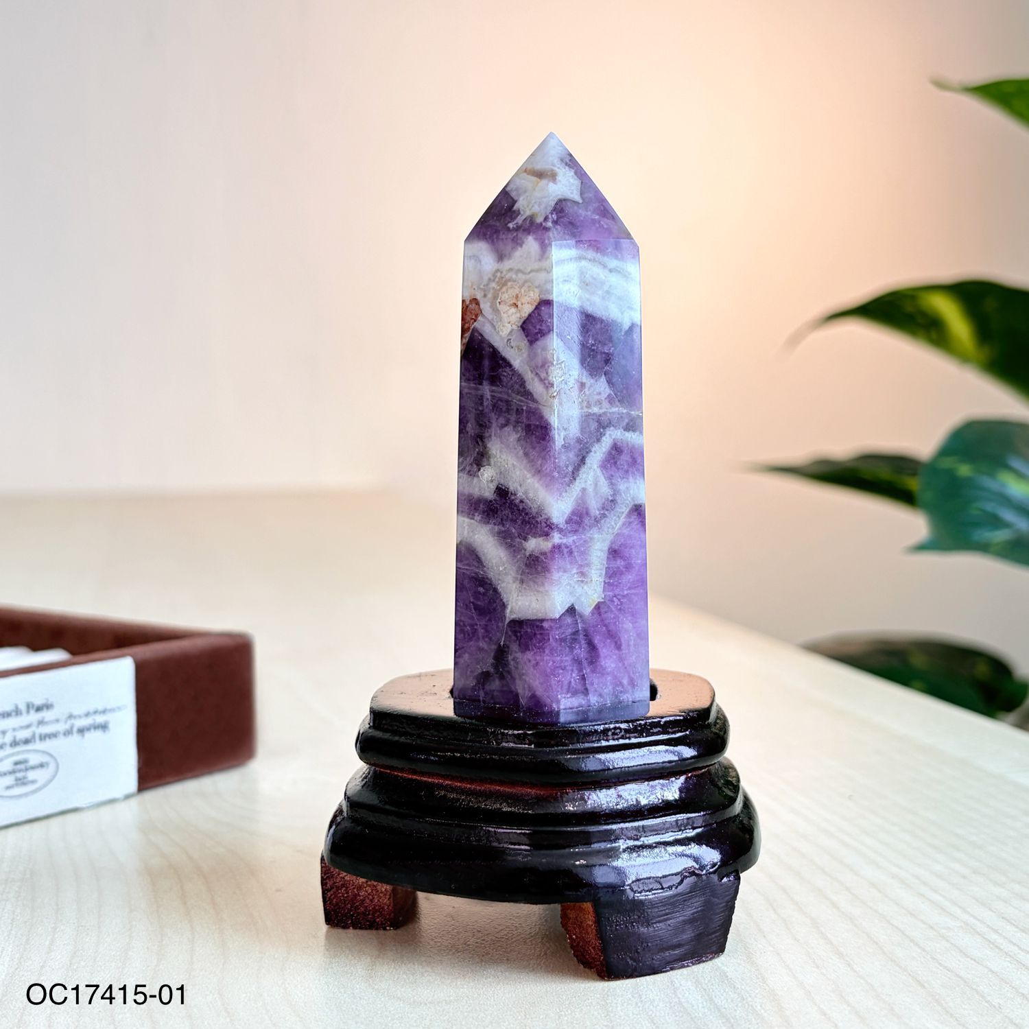 130mm 佛牙紫水晶搭配木座
